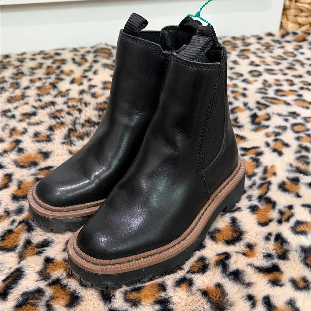 Kids Black Sam Edelman Chelsea Boots with Contrast Brown Welt
